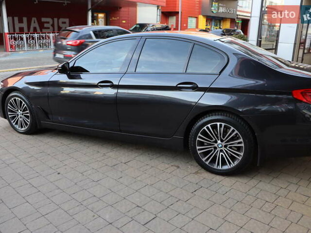 Серый БМВ 5 Серия, объемом двигателя 2 л и пробегом 74 тыс. км за 41900 $, фото 6 на Automoto.ua