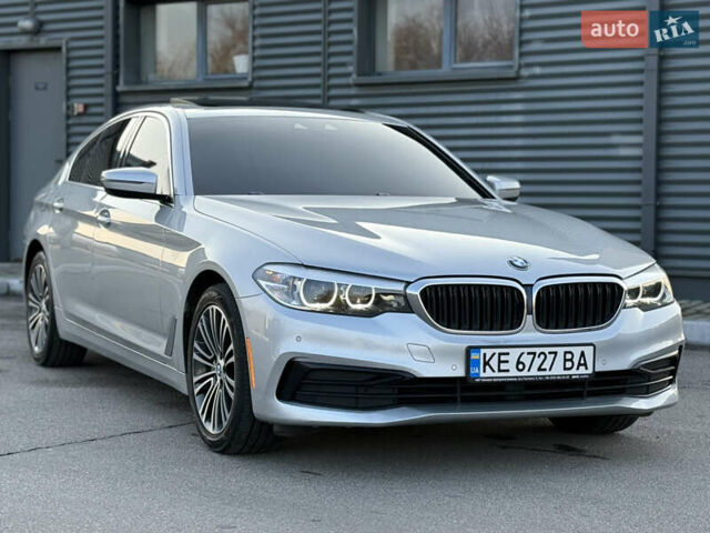 Серый БМВ 5 Серия, объемом двигателя 2 л и пробегом 82 тыс. км за 24999 $, фото 1 на Automoto.ua