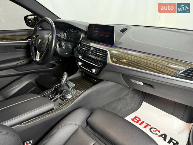 Серый БМВ 5 Серия, объемом двигателя 2 л и пробегом 109 тыс. км за 31900 $, фото 34 на Automoto.ua