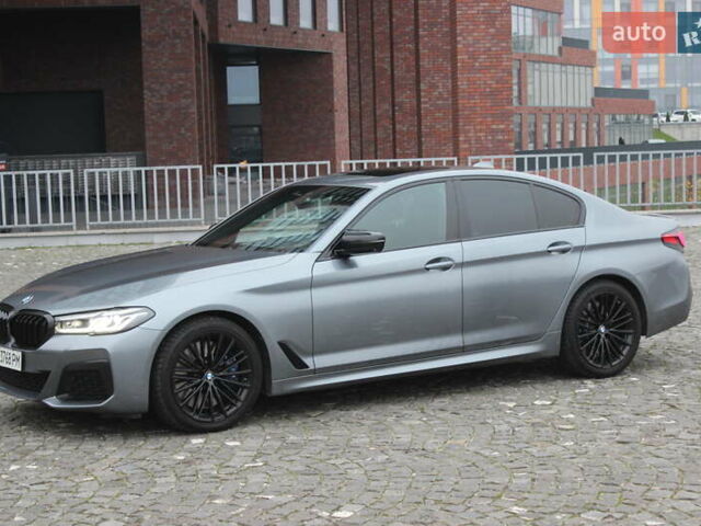 Серый БМВ 5 Серия, объемом двигателя 3 л и пробегом 95 тыс. км за 37999 $, фото 13 на Automoto.ua