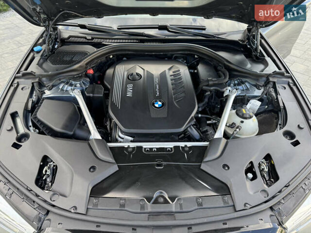 Серый БМВ 5 Серия, объемом двигателя 2.99 л и пробегом 150 тыс. км за 41000 $, фото 24 на Automoto.ua