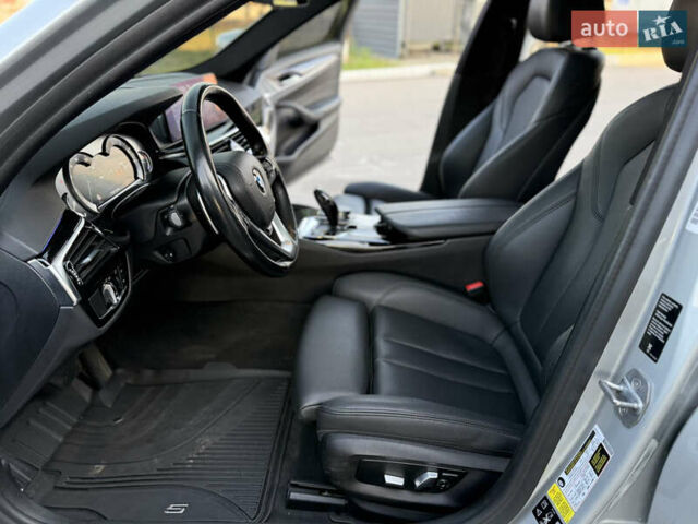 Серый БМВ 5 Серия, объемом двигателя 2 л и пробегом 82 тыс. км за 24999 $, фото 17 на Automoto.ua