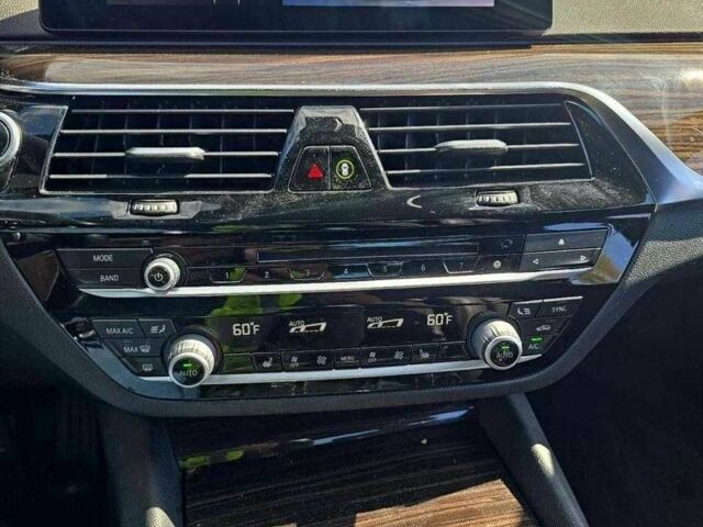 Серый БМВ 5 Серия, объемом двигателя 0 л и пробегом 80 тыс. км за 23000 $, фото 6 на Automoto.ua