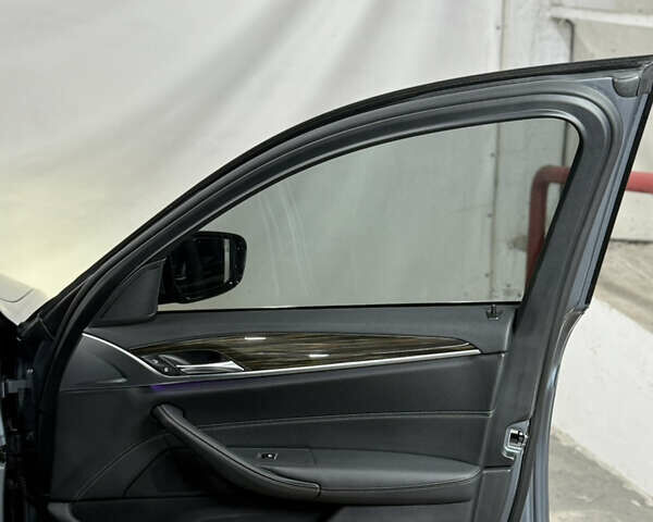 Сірий БМВ 5 Серія, об'ємом двигуна 2 л та пробігом 76 тис. км за 29800 $, фото 13 на Automoto.ua