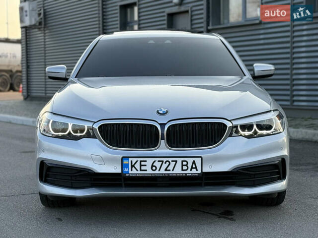 Серый БМВ 5 Серия, объемом двигателя 2 л и пробегом 82 тыс. км за 24999 $, фото 2 на Automoto.ua