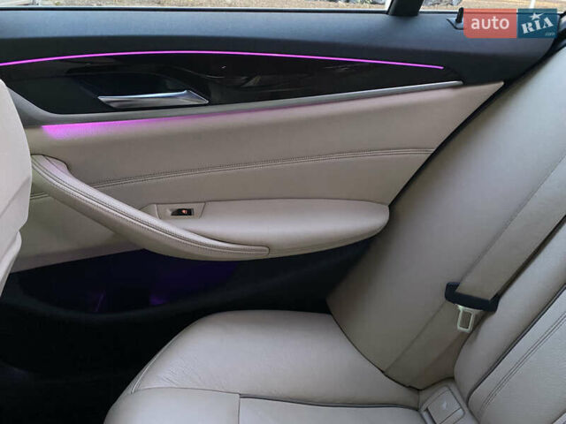 Серый БМВ 5 Серия, объемом двигателя 2 л и пробегом 160 тыс. км за 22950 $, фото 11 на Automoto.ua