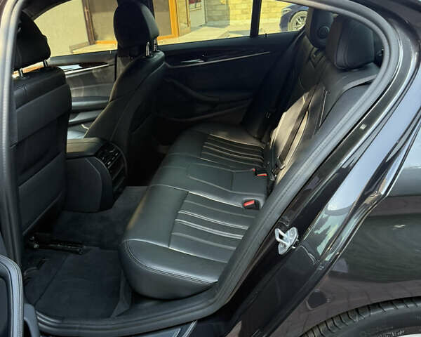 Сірий БМВ 5 Серія, об'ємом двигуна 3 л та пробігом 212 тис. км за 33000 $, фото 36 на Automoto.ua