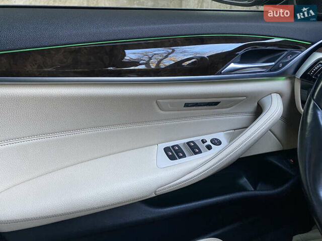 Серый БМВ 5 Серия, объемом двигателя 2 л и пробегом 160 тыс. км за 22950 $, фото 24 на Automoto.ua