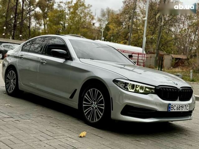 Серый БМВ 5 Серия, объемом двигателя 2 л и пробегом 130 тыс. км за 25500 $, фото 10 на Automoto.ua