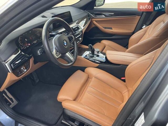 Серый БМВ 5 Серия, объемом двигателя 2.99 л и пробегом 178 тыс. км за 37700 $, фото 21 на Automoto.ua