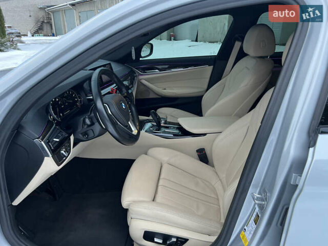 Серый БМВ 5 Серия, объемом двигателя 3 л и пробегом 105 тыс. км за 34900 $, фото 18 на Automoto.ua