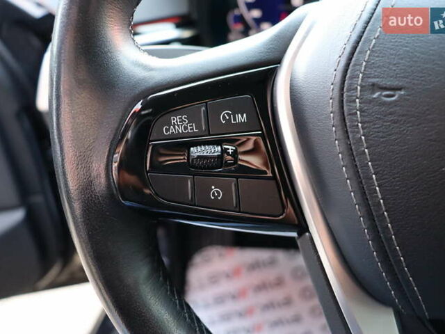 Серый БМВ 5 Серия, объемом двигателя 2 л и пробегом 74 тыс. км за 41900 $, фото 20 на Automoto.ua