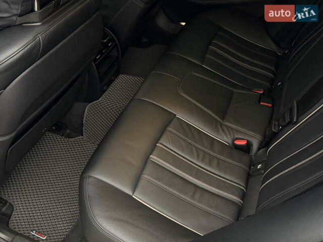 Серый БМВ 5 Серия, объемом двигателя 2.99 л и пробегом 158 тыс. км за 34500 $, фото 21 на Automoto.ua