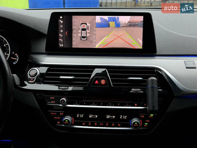 Серый БМВ 5 Серия, объемом двигателя 2.99 л и пробегом 158 тыс. км за 34500 $, фото 16 на Automoto.ua