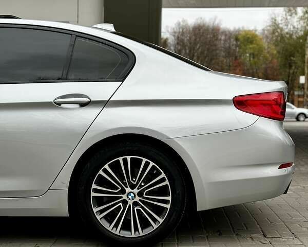 Серый БМВ 5 Серия, объемом двигателя 2 л и пробегом 130 тыс. км за 25500 $, фото 19 на Automoto.ua