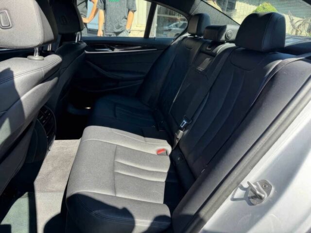 Сірий БМВ 5 Серія, об'ємом двигуна 2 л та пробігом 34 тис. км за 17900 $, фото 11 на Automoto.ua