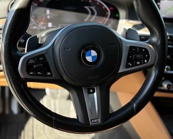 Серый БМВ 5 Серия, объемом двигателя 2 л и пробегом 64 тыс. км за 32900 $, фото 49 на Automoto.ua