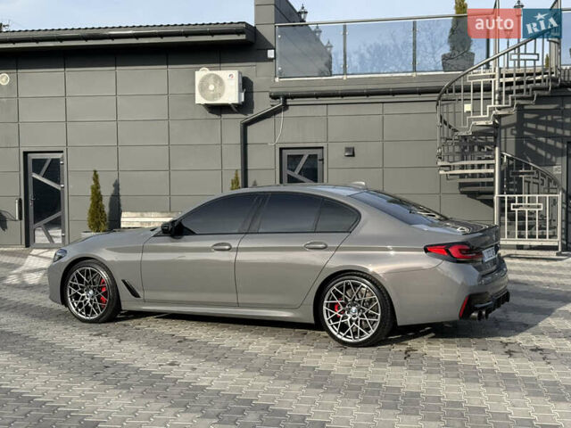 Сірий БМВ 5 Серія, об'ємом двигуна 3 л та пробігом 98 тис. км за 49500 $, фото 3 на Automoto.ua