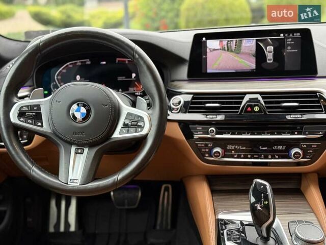 Серый БМВ 5 Серия, объемом двигателя 2 л и пробегом 63 тыс. км за 32999 $, фото 4 на Automoto.ua