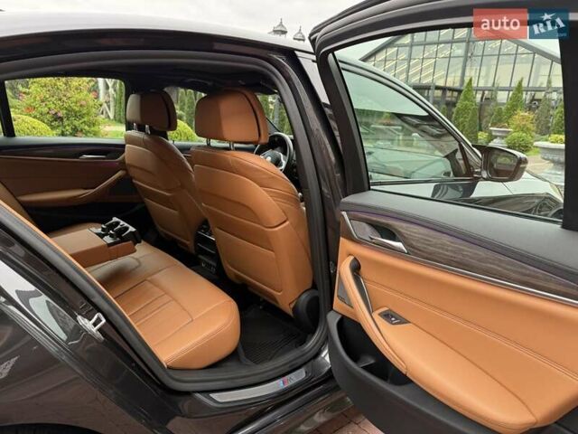 Серый БМВ 5 Серия, объемом двигателя 2 л и пробегом 63 тыс. км за 32999 $, фото 45 на Automoto.ua