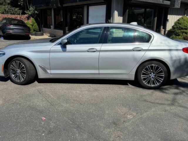 Сірий БМВ 5 Серія, об'ємом двигуна 2 л та пробігом 34 тис. км за 17900 $, фото 2 на Automoto.ua