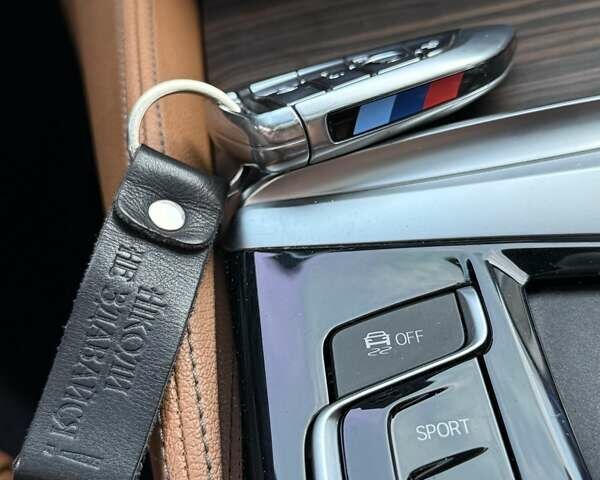 Серый БМВ 5 Серия, объемом двигателя 2 л и пробегом 64 тыс. км за 32900 $, фото 122 на Automoto.ua