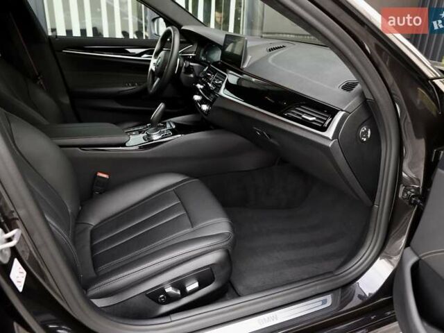 Серый БМВ 5 Серия, объемом двигателя 2 л и пробегом 66 тыс. км за 45999 $, фото 163 на Automoto.ua