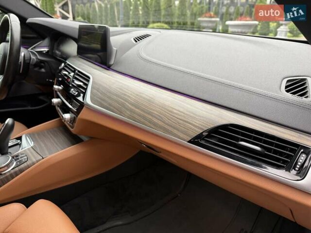 Серый БМВ 5 Серия, объемом двигателя 2 л и пробегом 63 тыс. км за 32999 $, фото 48 на Automoto.ua