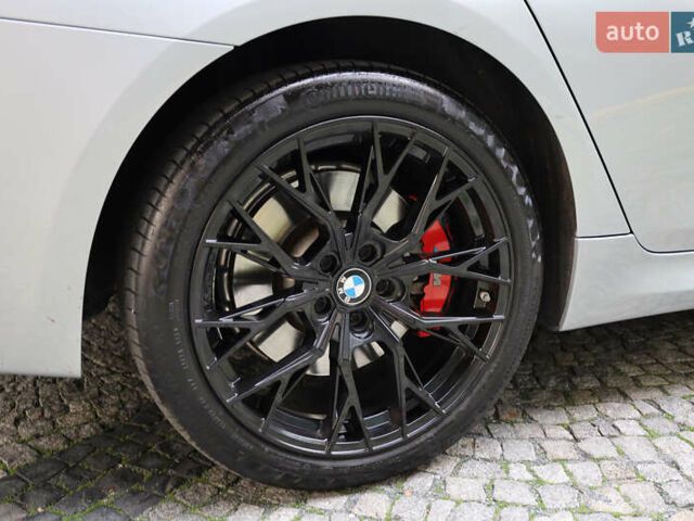 Сірий БМВ 5 Серія, об'ємом двигуна 3 л та пробігом 43 тис. км за 50000 $, фото 5 на Automoto.ua