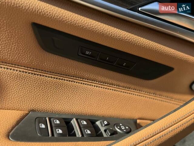 Сірий БМВ 5 Серія, об'ємом двигуна 2 л та пробігом 65 тис. км за 32900 $, фото 44 на Automoto.ua