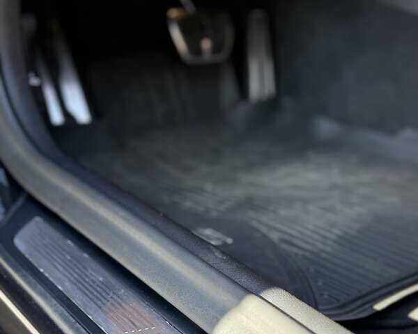 Серый БМВ 5 Серия, объемом двигателя 2 л и пробегом 64 тыс. км за 32900 $, фото 38 на Automoto.ua