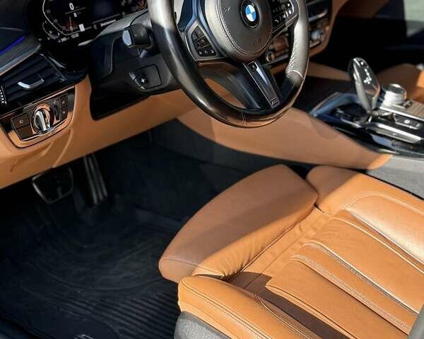 Сірий БМВ 5 Серія, об'ємом двигуна 2 л та пробігом 65 тис. км за 32900 $, фото 36 на Automoto.ua