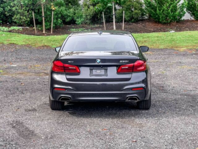 Серый БМВ 5 Серия, объемом двигателя 2 л и пробегом 32 тыс. км за 19600 $, фото 5 на Automoto.ua