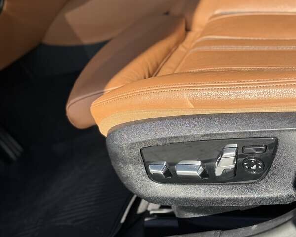 Серый БМВ 5 Серия, объемом двигателя 2 л и пробегом 64 тыс. км за 32900 $, фото 37 на Automoto.ua