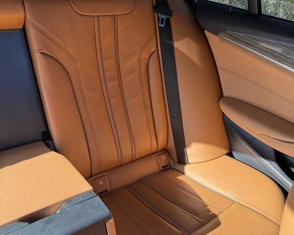 Сірий БМВ 5 Серія, об'ємом двигуна 2 л та пробігом 65 тис. км за 32900 $, фото 76 на Automoto.ua