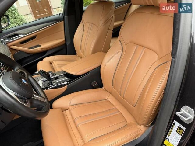 Серый БМВ 5 Серия, объемом двигателя 2 л и пробегом 63 тыс. км за 32999 $, фото 3 на Automoto.ua