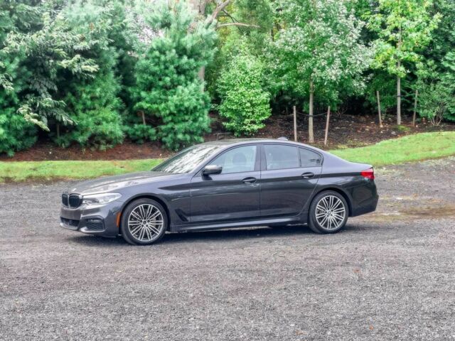 Серый БМВ 5 Серия, объемом двигателя 2 л и пробегом 32 тыс. км за 19600 $, фото 3 на Automoto.ua