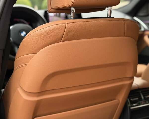 Серый БМВ 5 Серия, объемом двигателя 2 л и пробегом 63 тыс. км за 32999 $, фото 80 на Automoto.ua