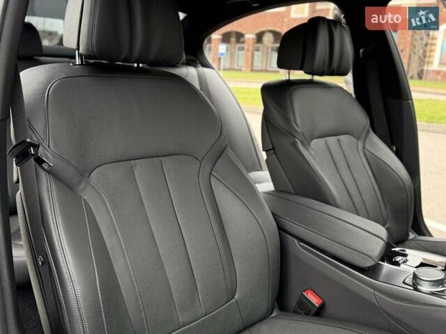 Сірий БМВ 5 Серія, об'ємом двигуна 2 л та пробігом 50 тис. км за 47700 $, фото 51 на Automoto.ua