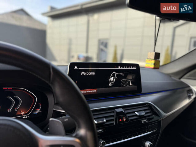 Сірий БМВ 5 Серія, об'ємом двигуна 3 л та пробігом 98 тис. км за 49500 $, фото 24 на Automoto.ua