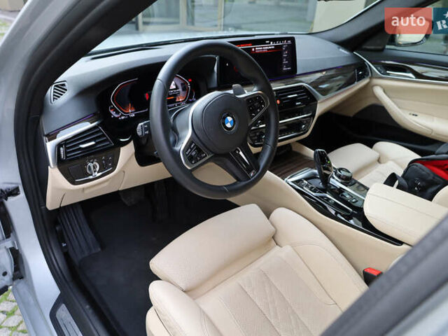 Сірий БМВ 5 Серія, об'ємом двигуна 3 л та пробігом 43 тис. км за 50000 $, фото 10 на Automoto.ua