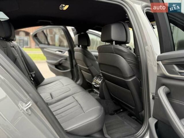 Сірий БМВ 5 Серія, об'ємом двигуна 2 л та пробігом 50 тис. км за 47700 $, фото 52 на Automoto.ua