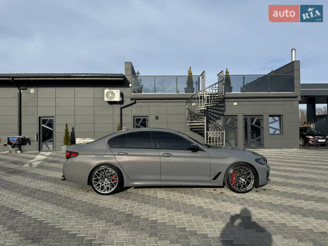 Сірий БМВ 5 Серія, об'ємом двигуна 3 л та пробігом 98 тис. км за 49500 $, фото 14 на Automoto.ua