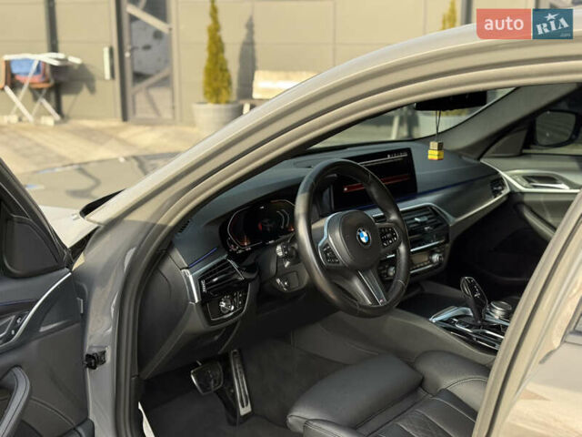 Сірий БМВ 5 Серія, об'ємом двигуна 3 л та пробігом 98 тис. км за 49500 $, фото 20 на Automoto.ua