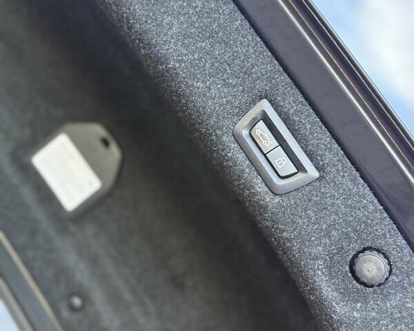 Серый БМВ 5 Серия, объемом двигателя 2 л и пробегом 64 тыс. км за 32900 $, фото 93 на Automoto.ua