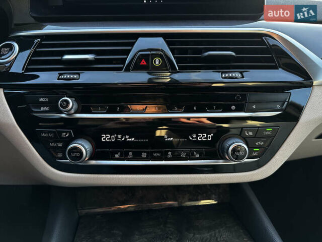 Сірий БМВ 5 Серія, об'ємом двигуна 2 л та пробігом 46 тис. км за 42500 $, фото 13 на Automoto.ua