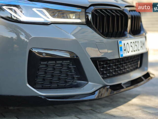 Сірий БМВ 5 Серія, об'ємом двигуна 2.99 л та пробігом 106 тис. км за 56500 $, фото 6 на Automoto.ua