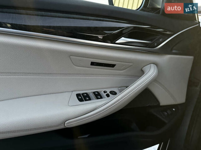 Сірий БМВ 5 Серія, об'ємом двигуна 2 л та пробігом 46 тис. км за 42500 $, фото 16 на Automoto.ua