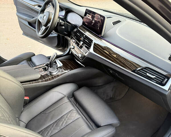 Сірий БМВ 5 Серія, об'ємом двигуна 2 л та пробігом 150 тис. км за 29999 $, фото 31 на Automoto.ua