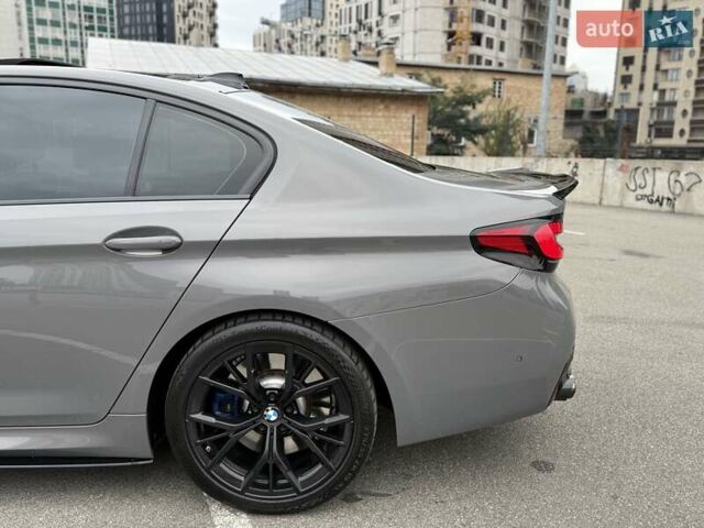 Серый БМВ 5 Серия, объемом двигателя 4.39 л и пробегом 67 тыс. км за 65900 $, фото 13 на Automoto.ua